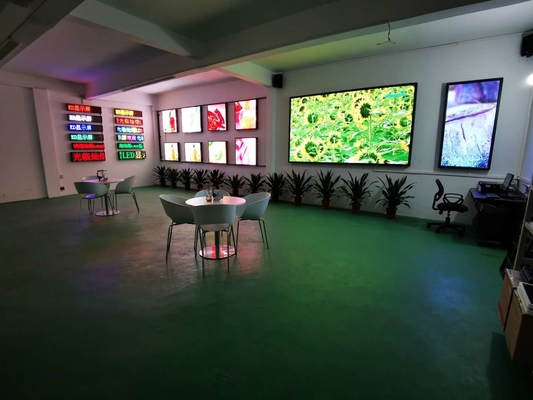 Grande sala riunioni dello schermo di visualizzazione del LED P2 di colore pieno dell'interno Control Center