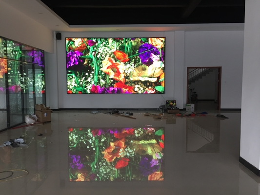 Schermo elettronico di Hall Indoor Fixed di LED dell'esposizione P2.5 del modulo amministrativo di colore pieno LED