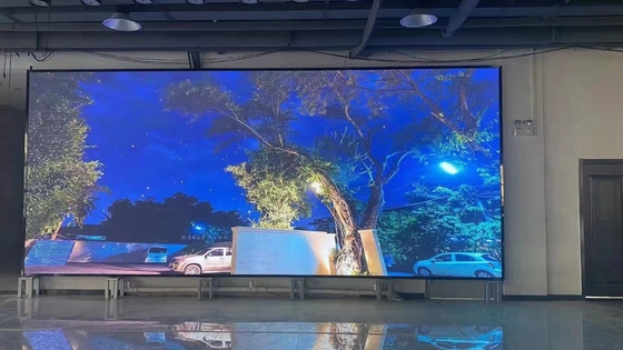 La pubblicità fissa dell'interno dell'esposizione di LED P4 ha riparato tabellone per le affissioni della parete dello schermo della fase dell'installazione LED il video